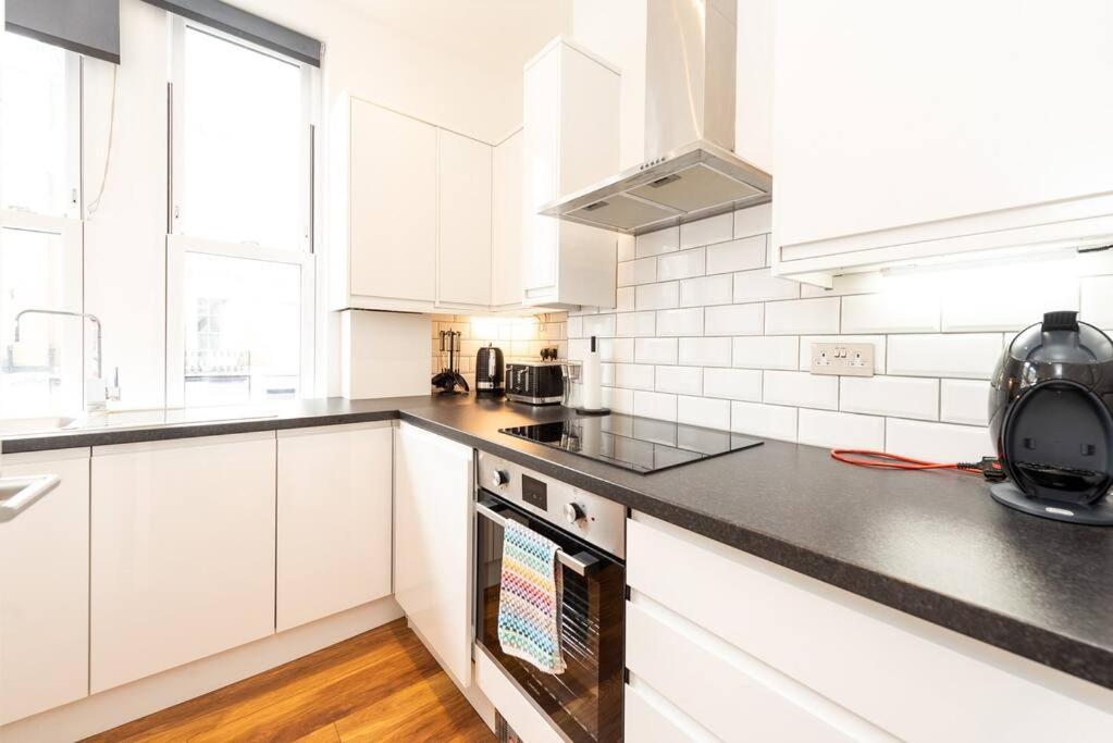 Beautiful Apartment By Hyde Park Ss2 Лондон Екстериор снимка